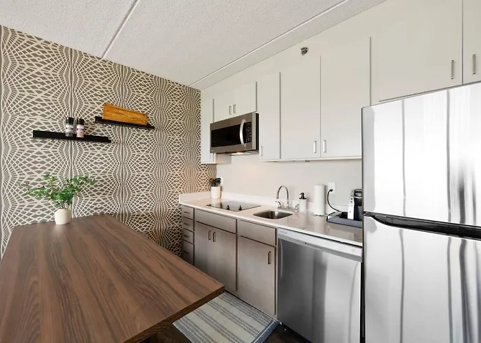 Stylish By Mall Of America Apartment *