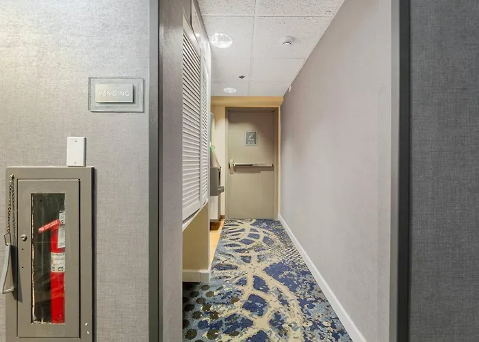 Stylish By Mall Of America Apartment