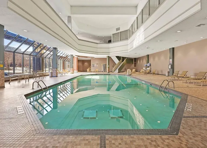 Apartment Stylish By Mall Of America